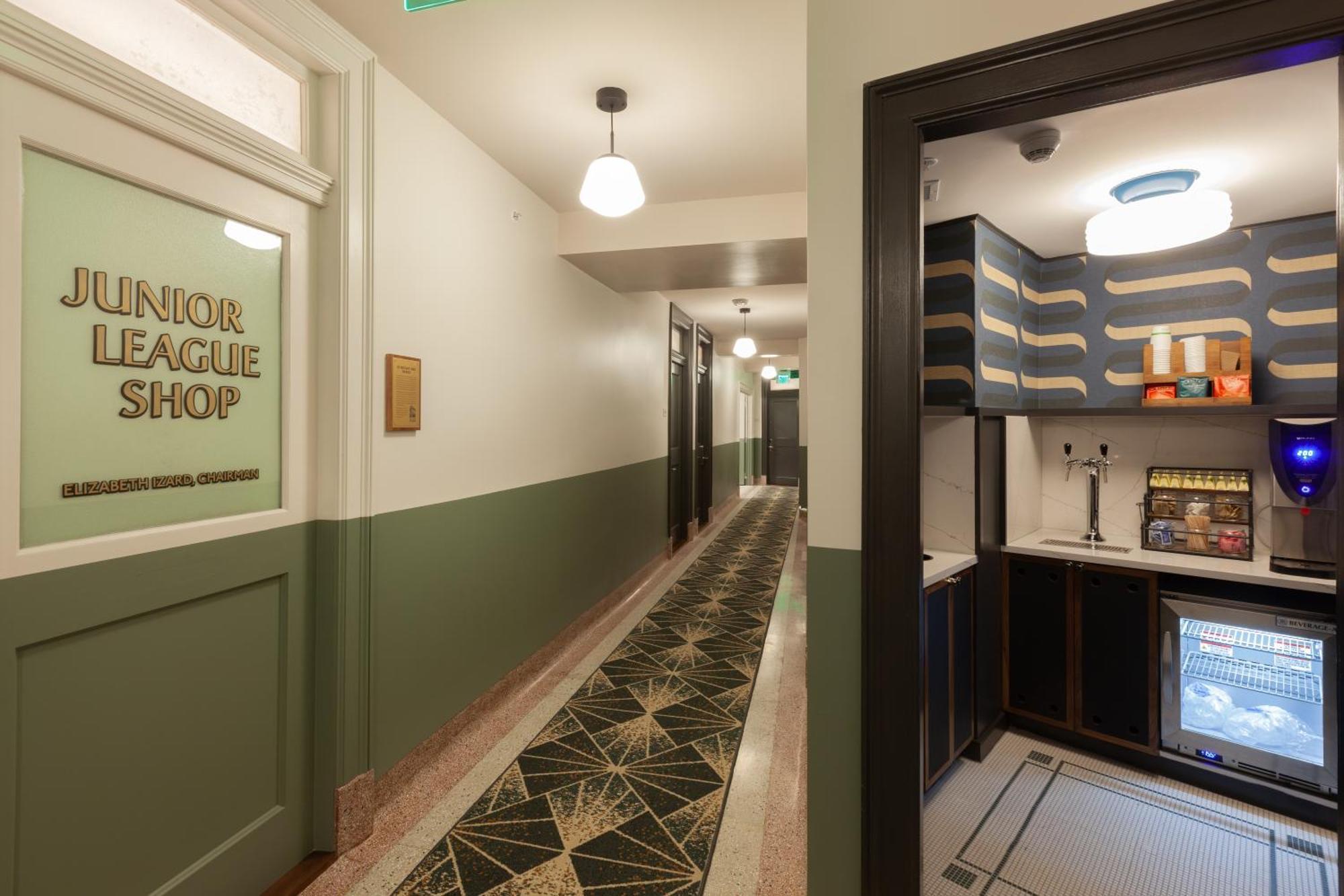 The Flat Iron Hotel 애쉬빌 외부 사진